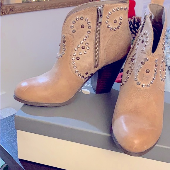 Steve Madden Shoes - New! Steve Madden Leather Distressed Booties